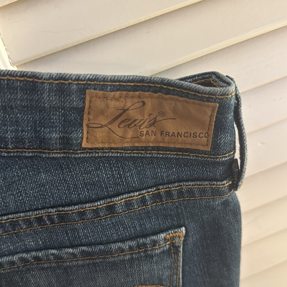 Levi’s Slight Curve Classic Boot Cut Jeans 6/28 EUC Dark Denim - Picture 6 of 6